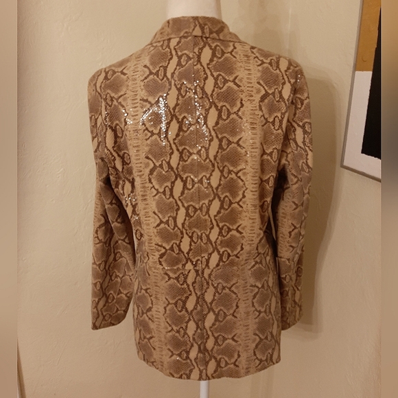 CEF Collection python jacket - Picture 3 of 16